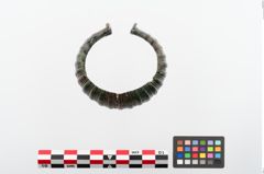 Foto von Bronzemelonenarmreif (NHMW-PRAE-024374)